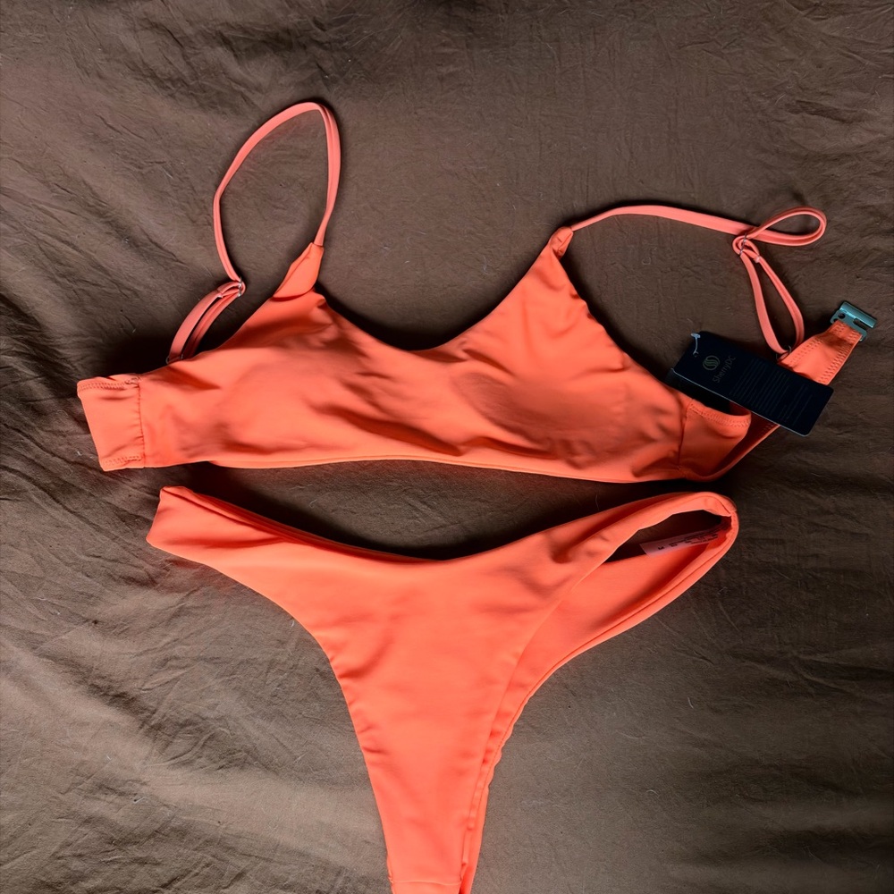 Women's Neon Orange Scoop Bikini Set - Sleek Cheeky Two-Piece Swimwear